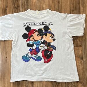 Vintage 80s/90s Disney Mickey and Minnie Mouse Washington D.C. T-Shirt Sz L